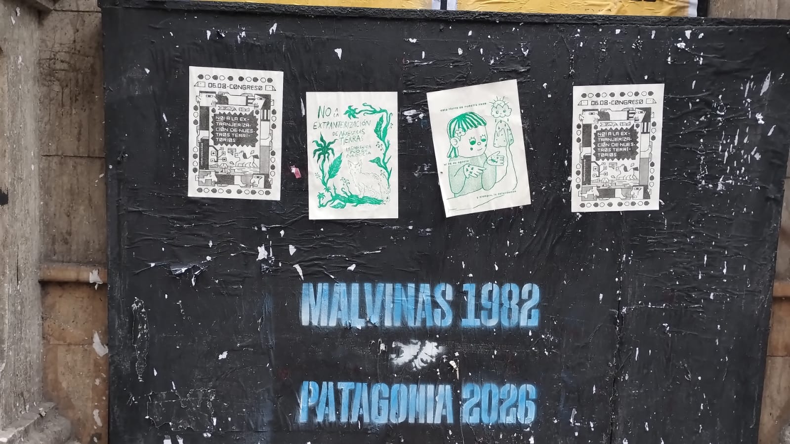 Pegatinas ilustradas del 06-08-Congreso y estarcido 